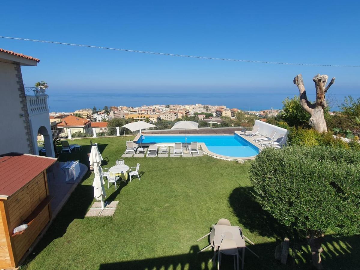 Appartamenti Borgo Panoramico N.2 Тропеа Екстер'єр фото